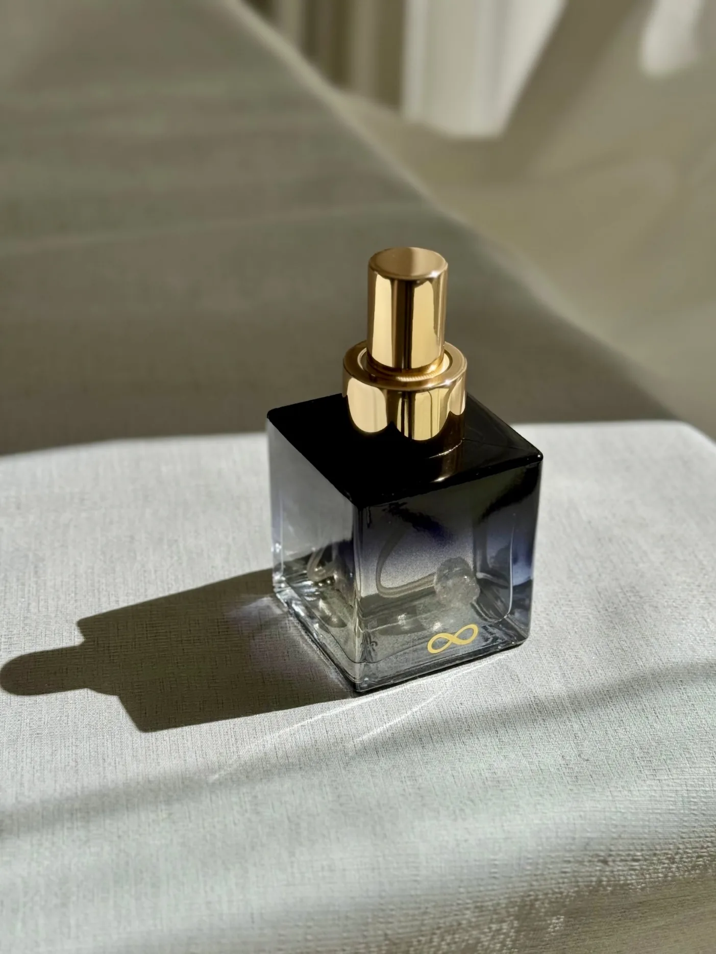Voyde Bespoke botanical perfume